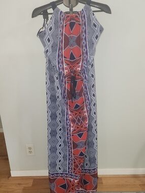 Nine West Red & Navy Geometric Halter Maxi Dress. Size 16.